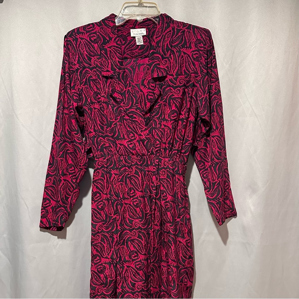 Vintage 80s 100% Silk Shirt Dress, Fuschia and Black Paisley Print Dress Size 4
